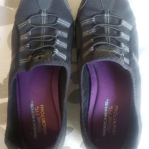Sketchers slip on shoes